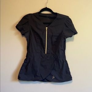 Jaanuu black Tulip scrub top small